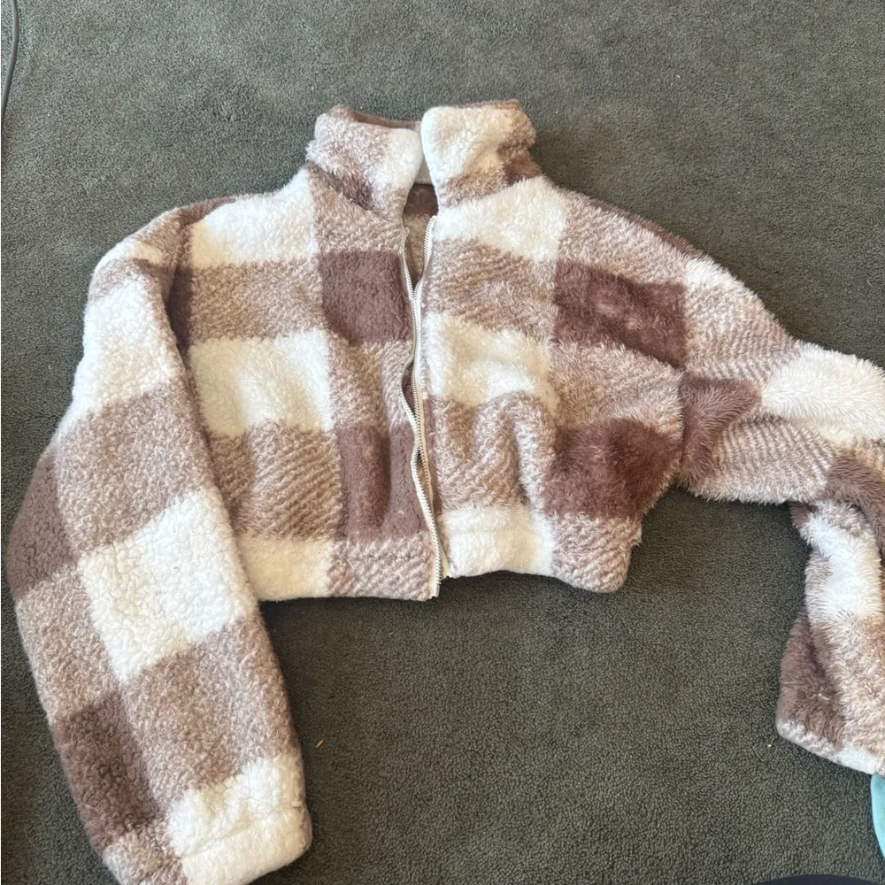 fuzzy jacket - Picture 1 of 1